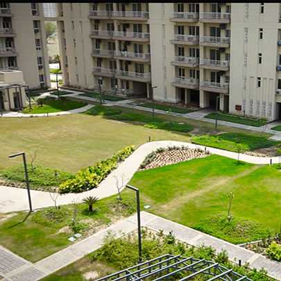 Air-Conditioned Homes with Premium Specs